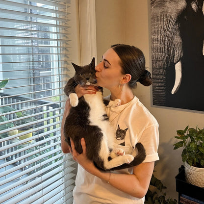 Lightweight Pet-In-Pocket Tee