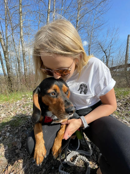 Lightweight Pet-In-Pocket Tee